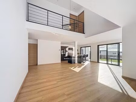 caudan - confort moderne et luminosite