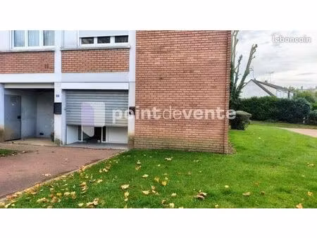 local commercial 80 m²