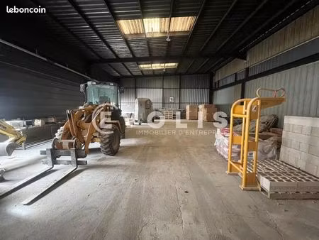 local d'activité 545 m²