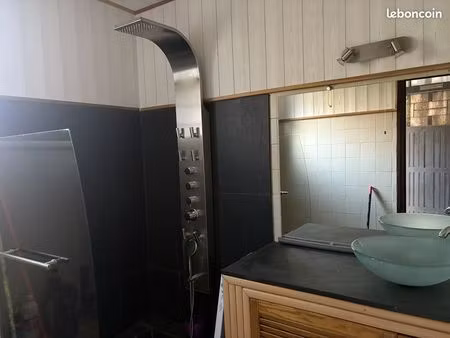 location t2 les arches - rez de jardin 600 euro 55 m2