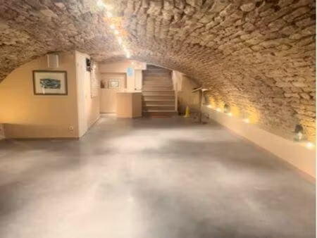 location caveau commercial – 120 m² – chalon-sur-saône – 650 cc