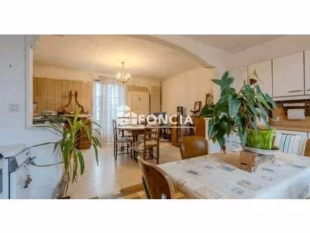 vente maison à tuffé-val-de-la-chéronne (72160) : à vendre / 116m² tuffé-val-de-la-chéronn