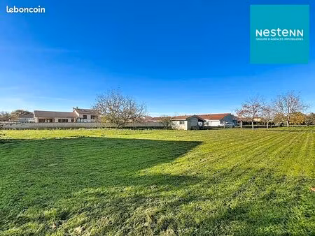 terrain 1627 m² montrond les bains