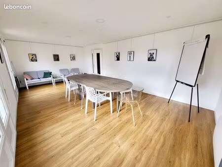 bureau a louer a andrest avec salle de réunion à etage