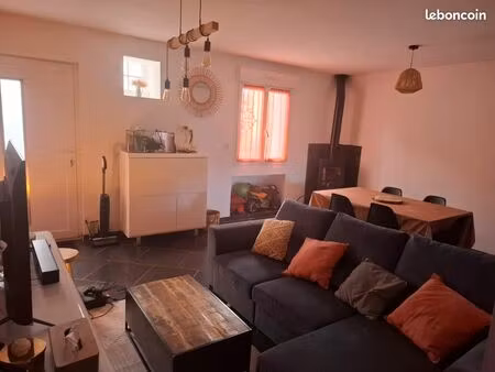 maison de village avec terrasse classe a