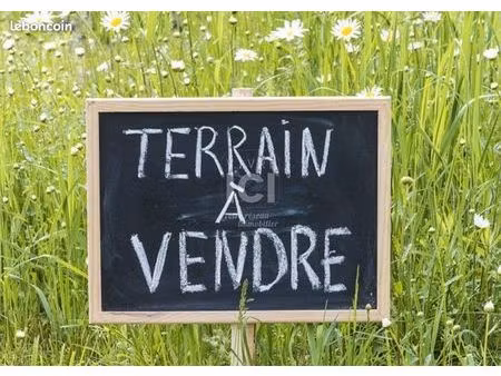 terrain 761 m² corcoue sur logne