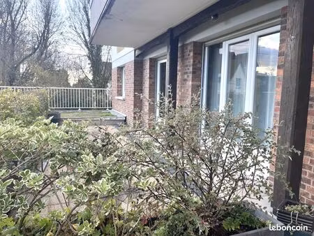 appartement 5 pièces 84 m²