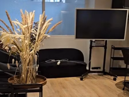 local commercial bureaux