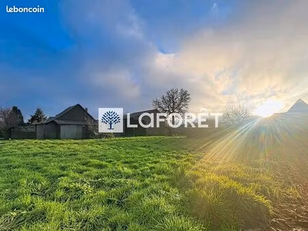 terrain 1283 m² buchy