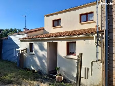 maison 2 pièces 80 m²