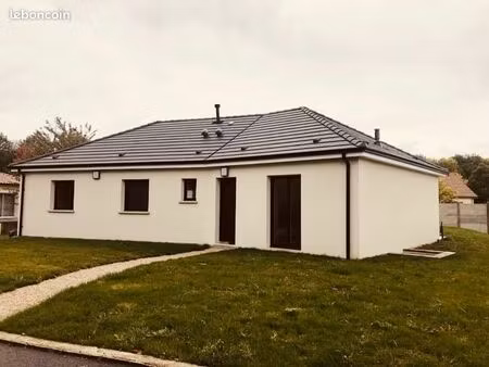 maison 3 pièces 90 m²