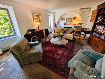 maison 6 pièces 181 m²