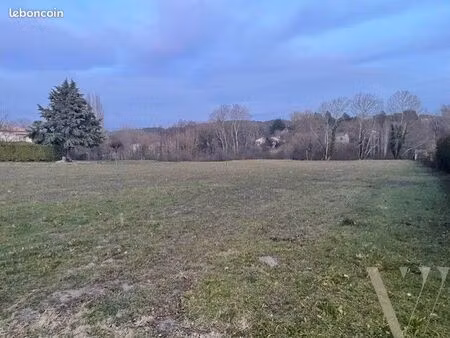 terrain 1 000 m² mormoiron