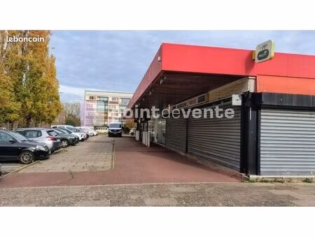local commercial 197 m²