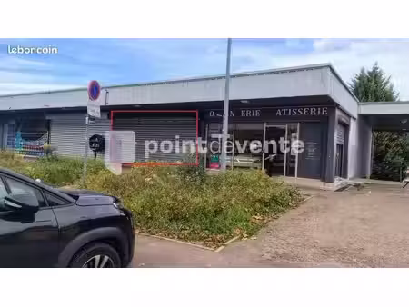 local commercial 180 m²