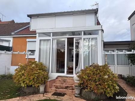 maison 6 pièces 130 m²