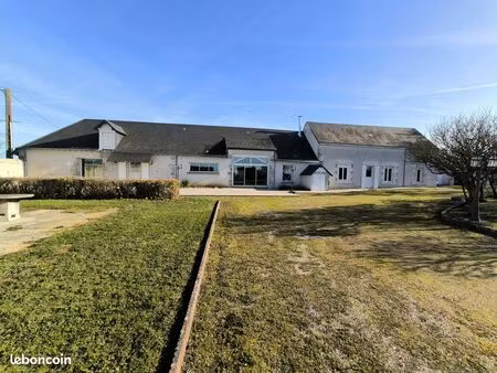 propriété 6 pièces 238 m²