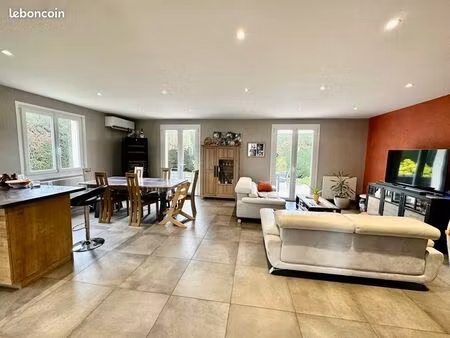 maison de plain-pied 105 m² 4 pièces