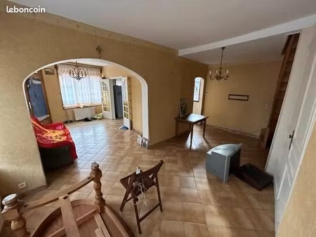 maison de ville 4 pièces 104 m²