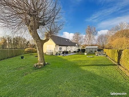 pavillon 7 pièces 95 m²