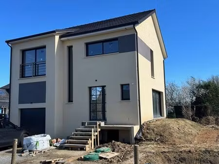 maison 6 pièces 104 m²