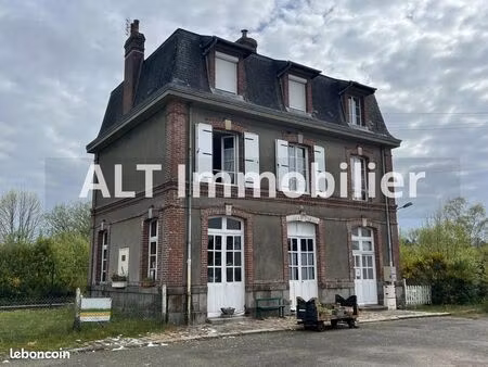 immeuble 126 m² briouze