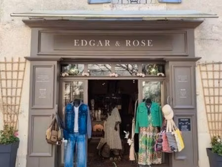 cession de bail tous commerces - local 28 m2 en rue touristique