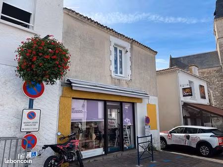 boutique 39 m² saint gilles croix de vie