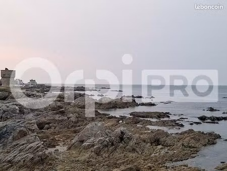 local commercial 232 m²