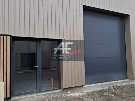 local d'activité 89 m²