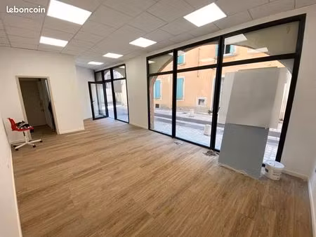 local commercial 33 m²