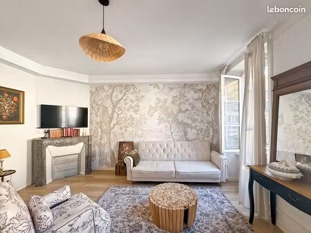 immeuble 5 pièces 110 m²