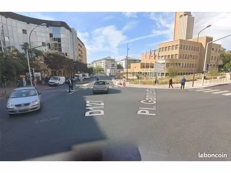 boutique 110 m² cachan