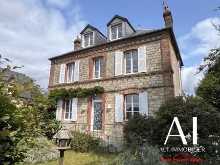 maison 7 pièces 140 m²