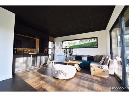 maison 6 pièces 154 m²