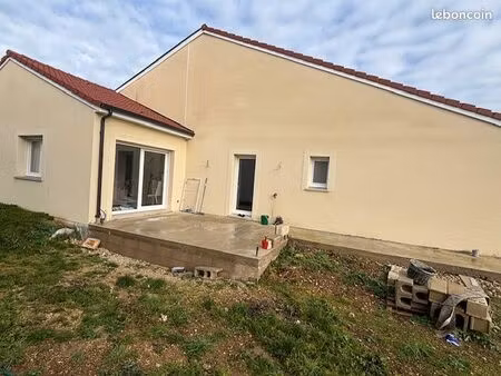 maison 5 pièces 136 m²