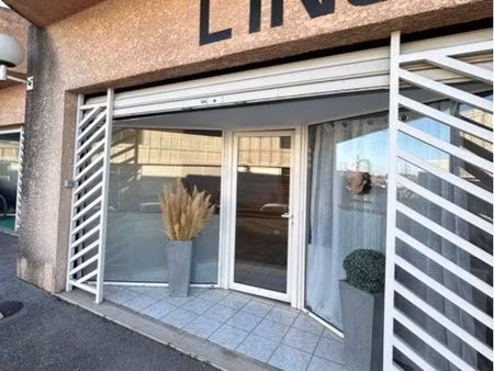 grande cabine à louer sur st jean de védas