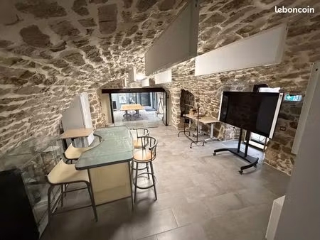 local commercial 52 m² les rives