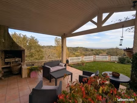 propriété 6 pièces 150 m²