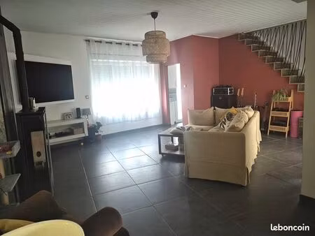 longère 5 pièces 150 m²