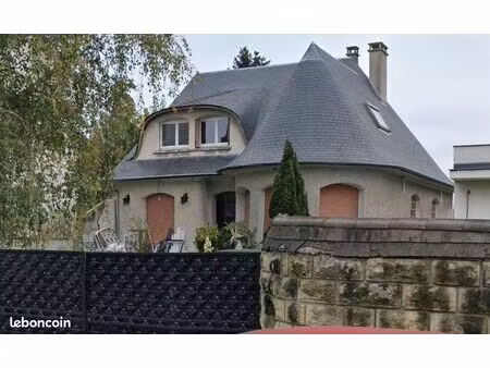 local 170 m² houilles