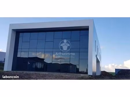 bureaux  garage  local commercial 470 m² saint-jean-du-cardonnay