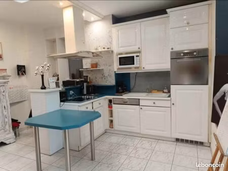 maison- 7 pièces - 215m2