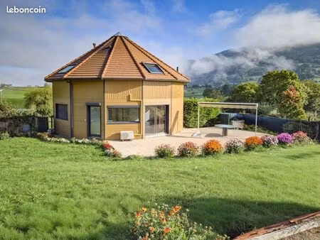 villa 6 pièces 135 m²