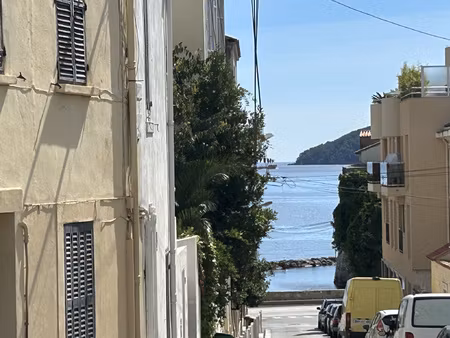 toulon le mourillon: immeuble entier proche mer partiellemen