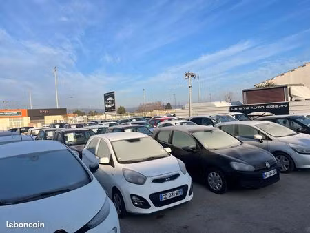 vend pas-de-porte garage  emplacement achat/vente/reprise véhicules d'occasions sur gigean