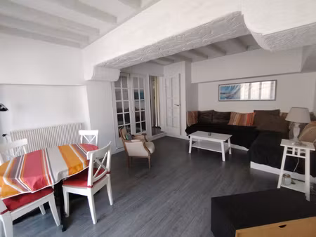 ciboure - centre historique - t2 meublé