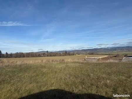terrains viabilisés vue sur les monts