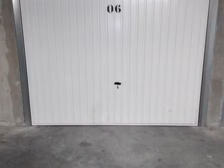 garage/box 13 m² sainte foy les lyon