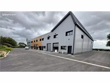 locaux d'activités - 165 m² - a louer